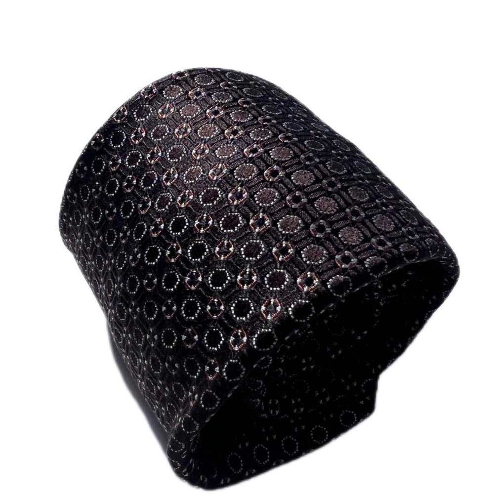 Men’s Isaia Napoli Tie.